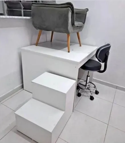 Trono de pedicure 