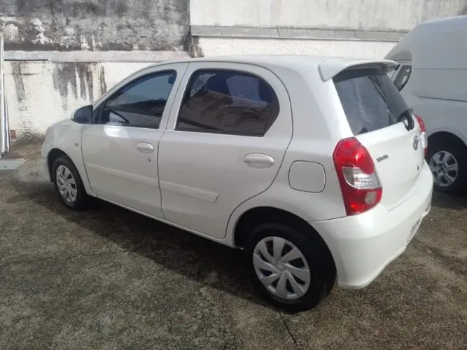 Toyota Etios X 1.3 Flex 16V 5P Aut. 2018