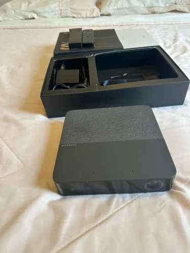 Projetor Laser Formovie S5 + Xiaomi mibox 2a Geração