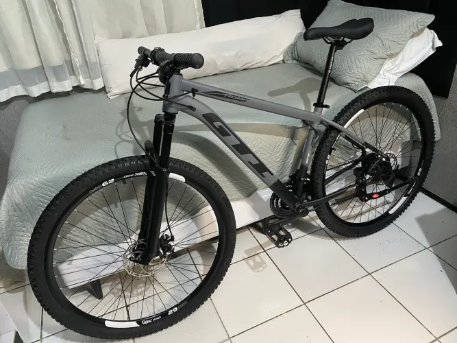 Bike gti Roma aro 29 nova + tranca