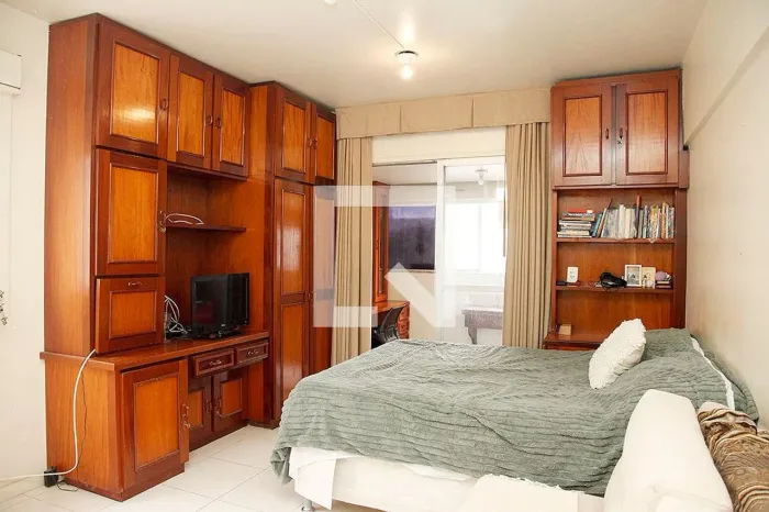 Apartamento à Venda - Independência, 1 Quarto, 38 m2