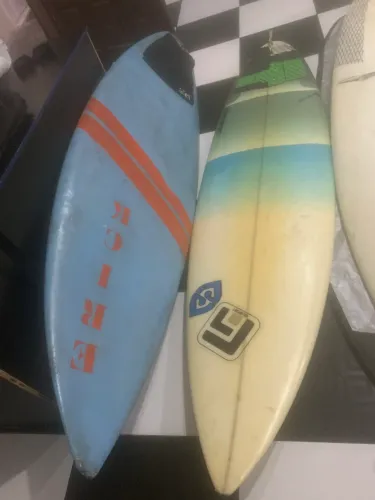 Vendo standup 10.5 pés mais 2 prancha de surf 6.2