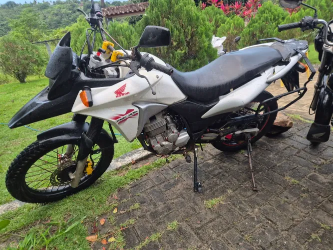 Moto xre 300 2014