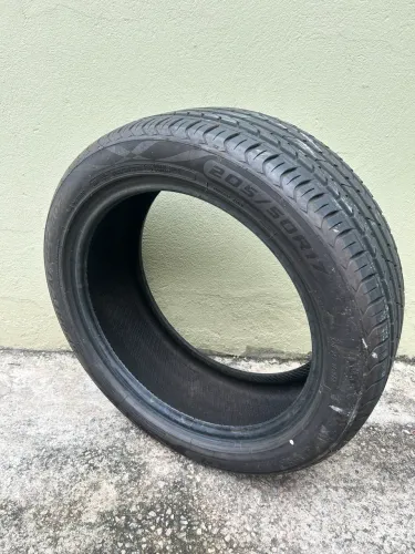 Pneu Changshan 205/50r17 