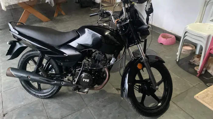 Moto mottu em ótimo estado
