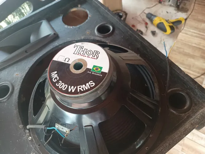 Caixas de som 3 vias 15 polegadas 300 w