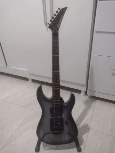 Guitarra Jackson