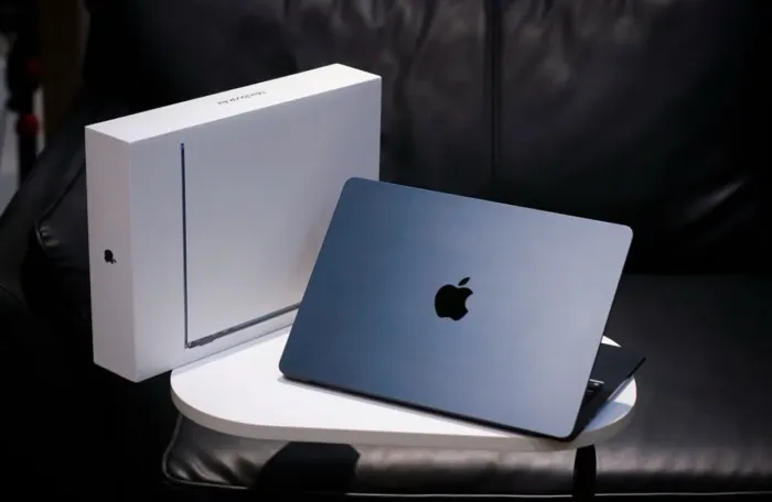 MacBook Air M4 seminovo
