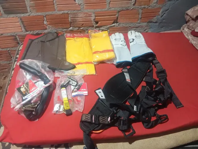 KIT DE FERRAMENTAS DE SEGURANÇA