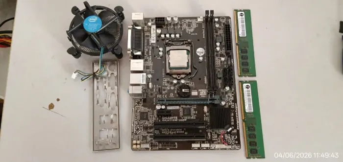 Kit Placa Mãe Com Processador + Cooler + 8gb Processador Intel Core i7-6700T Vel. 2.80GHZ