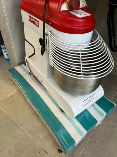 Amassadeira Espiral G.Paniz AE 05 - 5kg - 220V - Excelente Estado