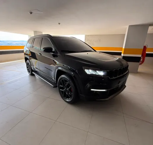 Jeep Commander Black Hurricane 2.0 4X4 TB AUT 2025