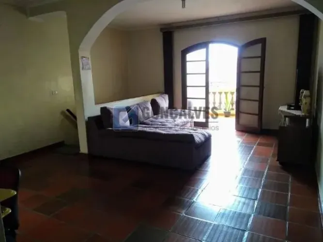 Sobrado Residencial 3 Quartos com Suíte Alto Industrial, SBC