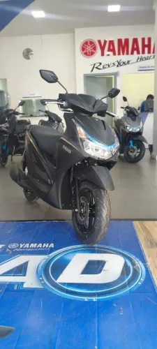 YAMAHA FLUO 125 HYBRID CONNECTED - 2027 - 0KM