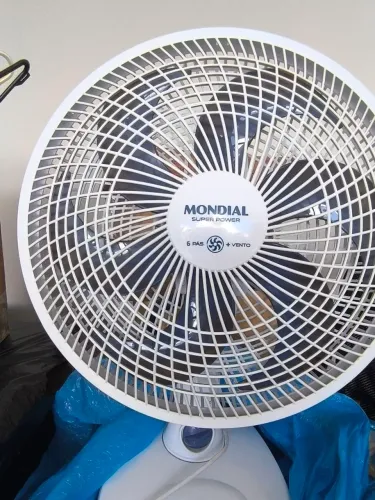 Ventilador de Mesa 30cm Super Power, Mondial branco 220V