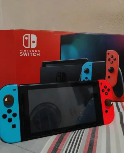 Nintendo switch desbloqueado com todos acessórios na caixa