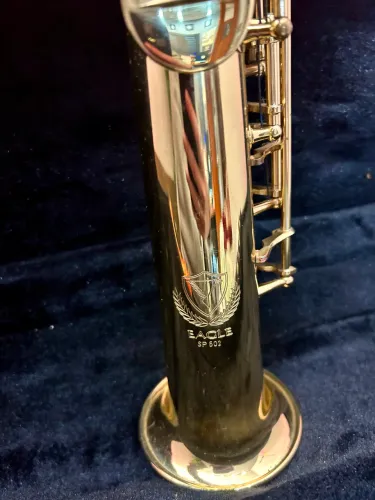 Sax Soprano Eagle SP502