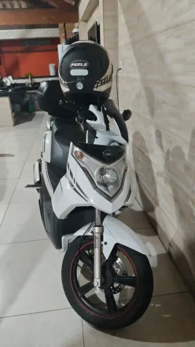 Dafra Citycom 200i | tipo PCX e Nmax