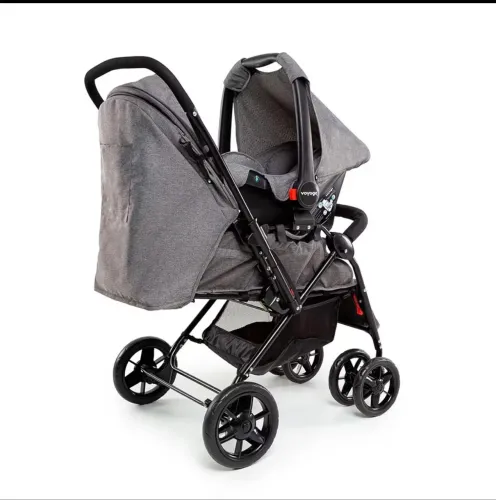 Carrinho com Bebê Conforto Cinza Voyage