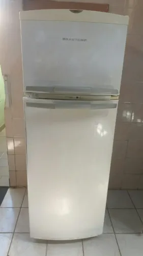 GELADEIRA BRASTEMP CLEAN DUPLEX FROST FREE DE 350 LITROS FUNCIONANDO PERFEITAMENTE TOP