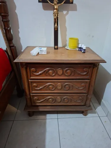 Cômoda Madeira Maciça Cereijeira