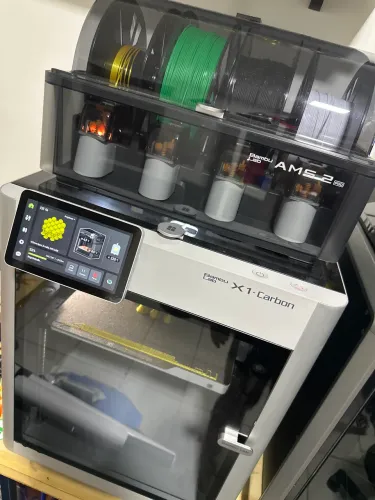 Impressora 3D Bambu Lab x1 Carbon + AMS 2 Pro Colorido