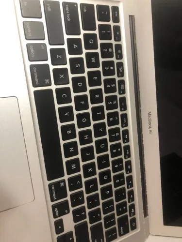 Computador Applet MacBook Air model A1466 sucata não liga 