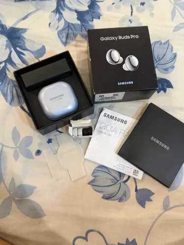 Fone de ouvido Galaxy Buds pro Akg Samsung em perfeito estado