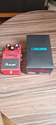 Pedal Boss Delay Waza Craft DM-2w