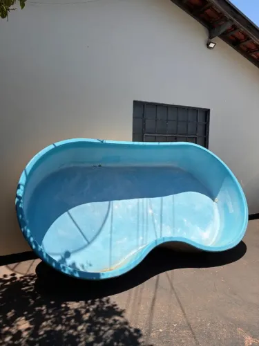 Piscina de fibra azul 2000 litros
