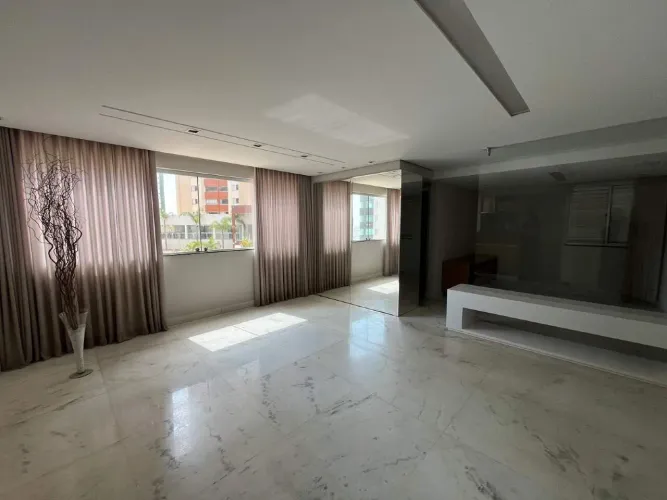 APARTAMENTO SEMI MOBILIADO COM 2 QUARTOS E 2 VAGAS PARA LOCAÇÃO NO BURITIS