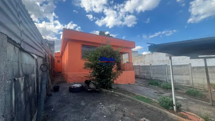 Casa residencial exclusiva para aluguel no Bairro Cardoso, em Belo Horizonte