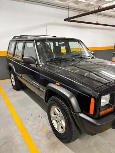 Jeep Cherokee Sport 4.0 Mec./aut. 2000
