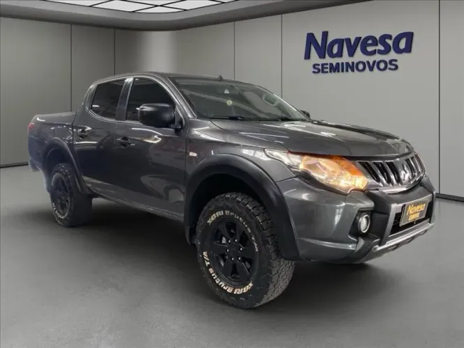 Mitsubishi L200 Tri. Outdo. GLS 2.4 CD 4X4 Die. AUT 2022