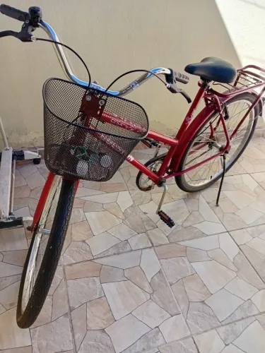 Bicicleta Aro 26 Calil Modelo Poti C/ Cestão Vermelho