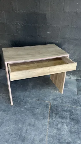Mesa de escritório ou estudo 