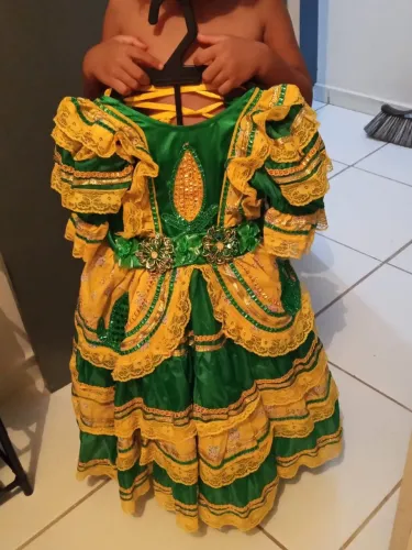 Vestido rainha do milho infantil