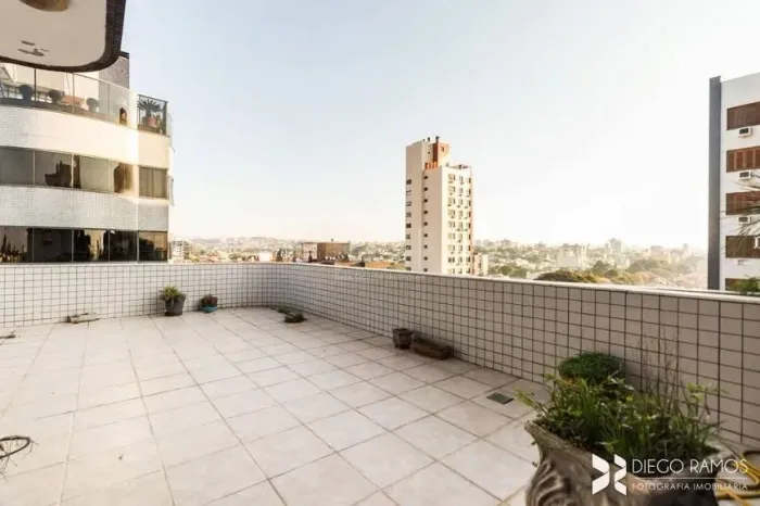 Cobertura 3 dorms à venda Rua Maestro Salvador Campanella, Jardim Itu - Porto Alegre
