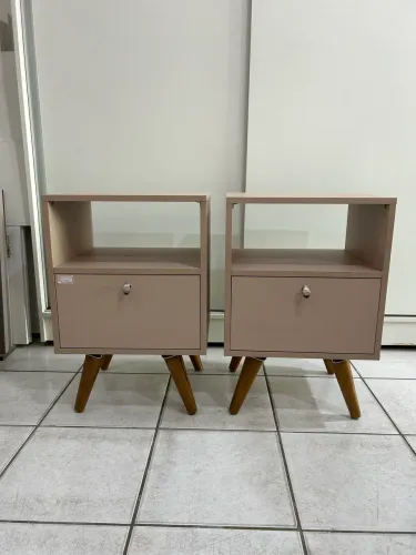 MESA DE CABECEIRA