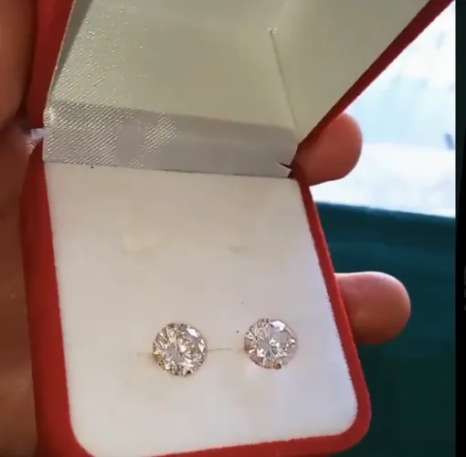 Brinco de Ouro ponto de luz