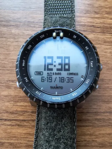  Suunto Core - Um relógio digital para aventureiros