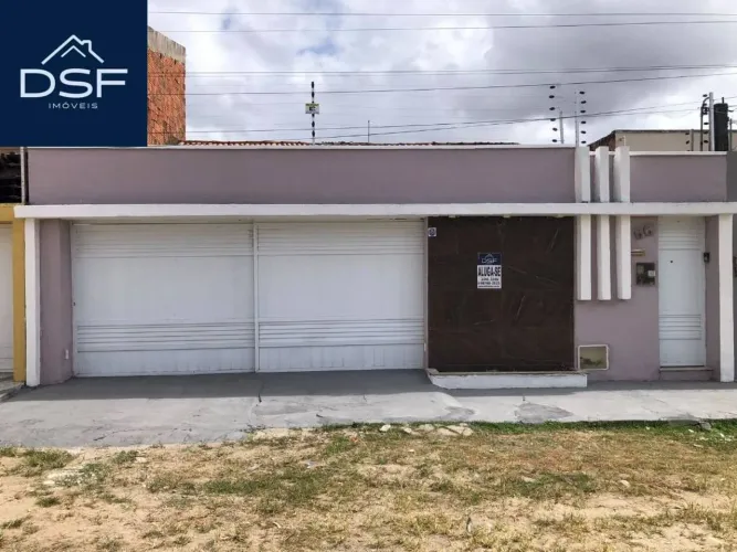 Casa com 2 dormitórios para alugar, 80 m² por R$ 1.700,00 - Parque Iracema - Maranguape/CE