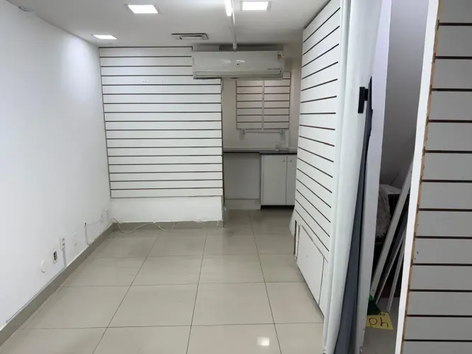 Seu ponto comercial em Copacabana começa aqui!
