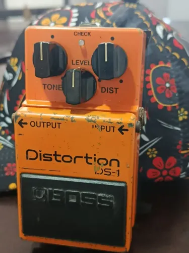 Pedal Boss DS-1 JAPONÊS 1980 chip TOSHIBA