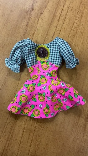 Vestido Raro Barbie sunflower 1994