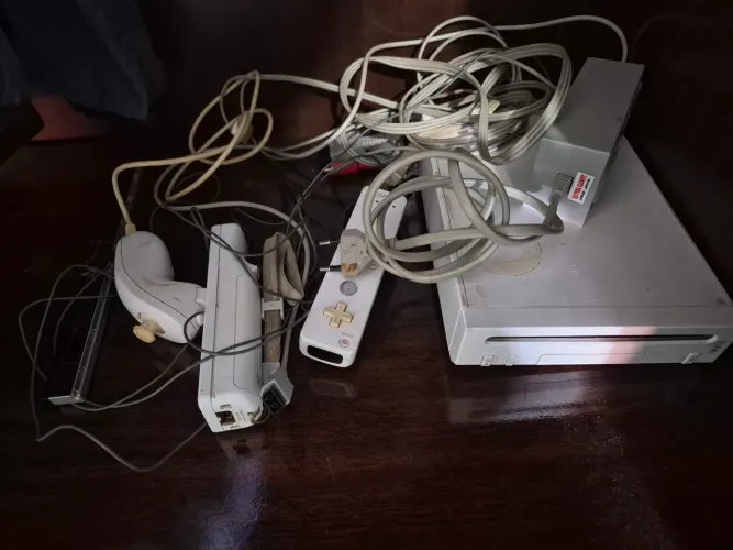Nintendo wii desbloqueado com midia física