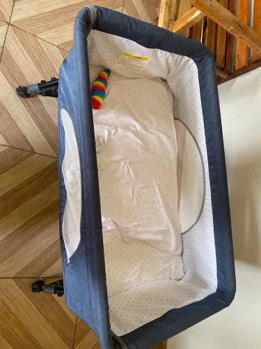 Berço Portátil Moises Co-bed Até 9kg C/Balanço Mosquiteiro e Cesto Luna Azul - KaBaby