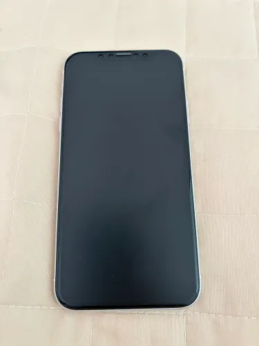 iPhone XR por R$ 649,00