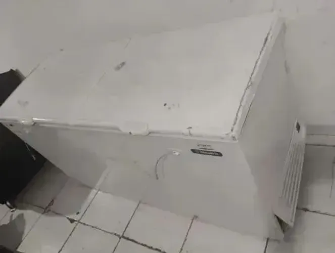 Conjunto de 02 Freezer Brastemp Metalfrio 546 Litros