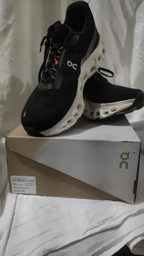 On Cloudmonster Original Preto 43